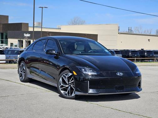 Onyx Black 2024 Hyundai IONIQ 6 Limited