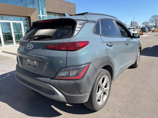 2022 Hyundai KONA SEL