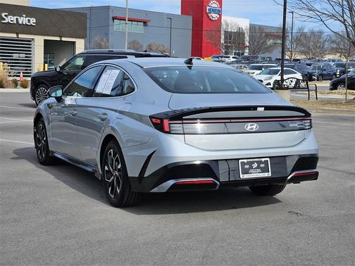 2024 Hyundai SONATA SEL