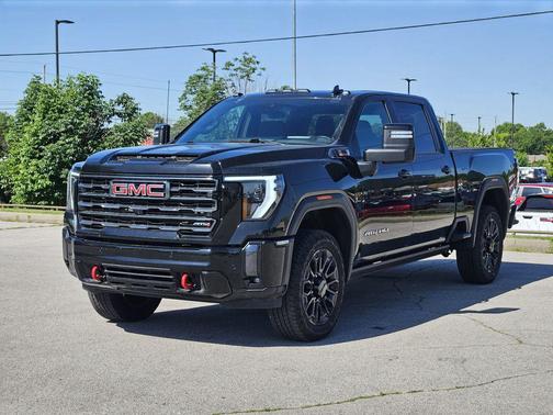 Onyx Black 2024 GMC Sierra 2500 AT4