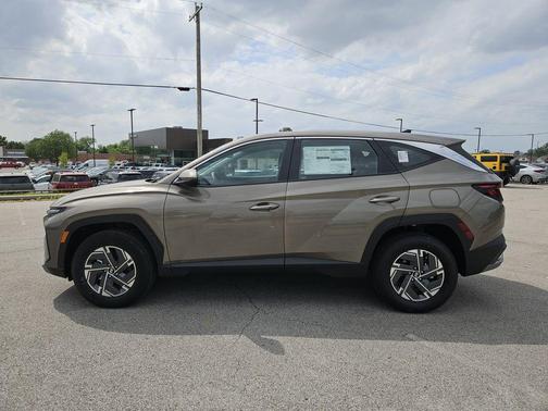 Cashmere Bronze 2026 Hyundai TUCSON Hybrid Blue SE