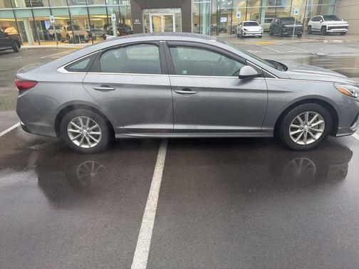 Machine Gray 2019 Hyundai SONATA SE