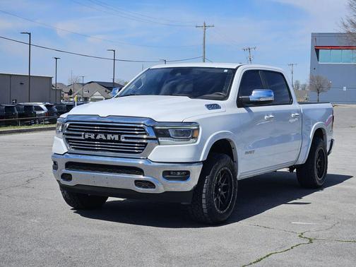 Bright White Clearcoat 2021 RAM 1500 Laramie