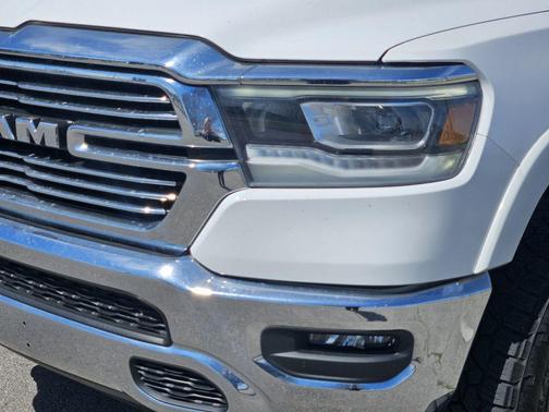 Bright White Clearcoat 2021 RAM 1500 Laramie