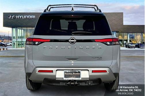 2023 Nissan Pathfinder Platinum 4WD