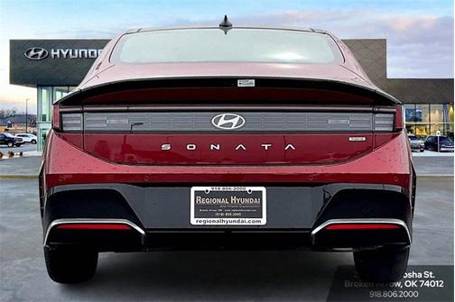2025 Hyundai SONATA Hybrid Limited