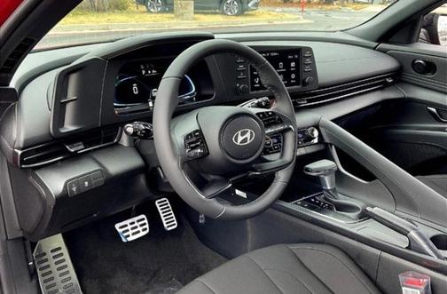 2025 Hyundai ELANTRA Sport