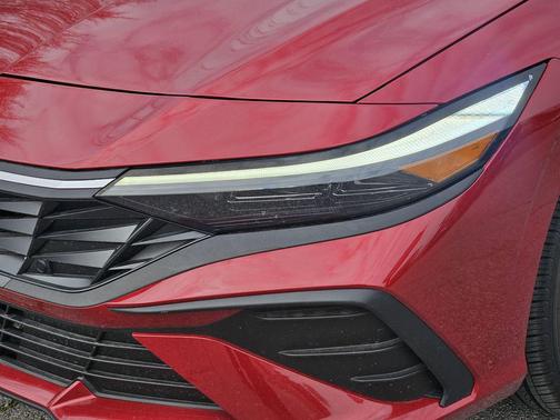 2025 Hyundai ELANTRA Sport