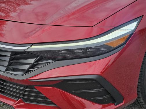 2025 Hyundai ELANTRA Sport