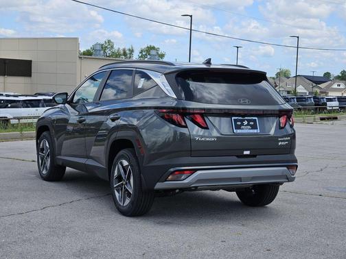 Amazon Gray 2026 Hyundai TUCSON Hybrid SEL