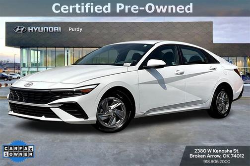 2024 Hyundai ELANTRA SE