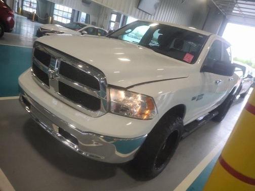 2018 RAM 1500 SLT