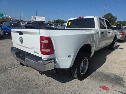 2024 RAM 3500 Tradesman Crew Cab 4x4 8' Box