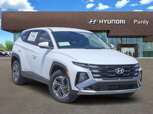 Creamy White Pearl 2026 Hyundai TUCSON Hybrid Blue SE