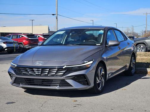 Fluid Metal 2025 Hyundai ELANTRA Limited