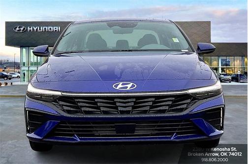 2025 Hyundai ELANTRA SEL