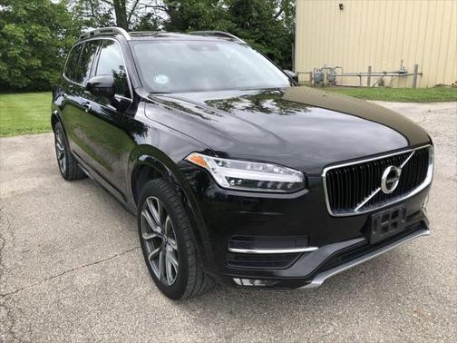 2019 Volvo XC90 T6 Momentum