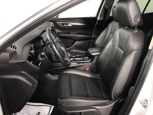 2023 Buick Envision Essence FWD