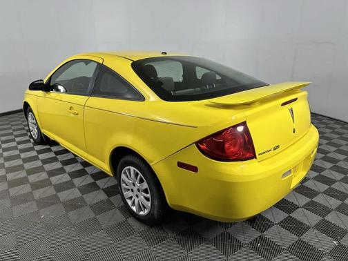 2009 Pontiac G5 2dr Cpe