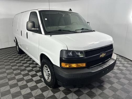 Summit White 2020 Chevrolet Express 2500 LT
