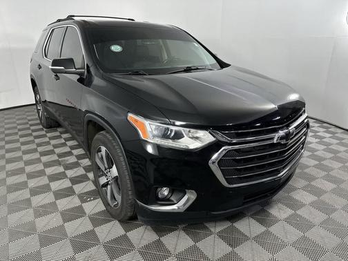 2021 Chevrolet Traverse LT Leather