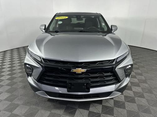 Sterling Gray Metallic 2025 Chevrolet Blazer 2LT