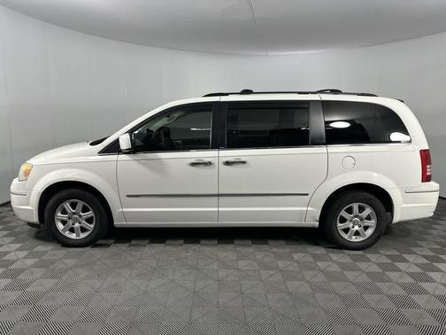 Stone White 2010 Chrysler Town & Country Touring