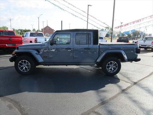 2024 Jeep Gladiator Sport S