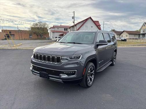 2024 Jeep Wagoneer L Series III 4x4