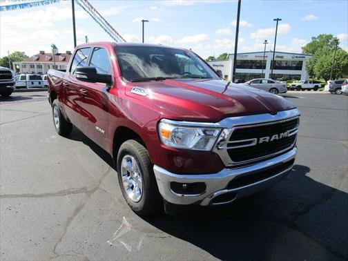 2021 RAM 1500 Big Horn Crew Cab 4x4 57' Box