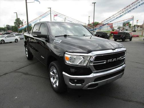 2021 RAM 1500 Big Horn Crew Cab 4x4 57' Box