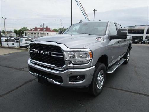 2024 RAM 2500 Big Horn Crew Cab 4x4 64' Box