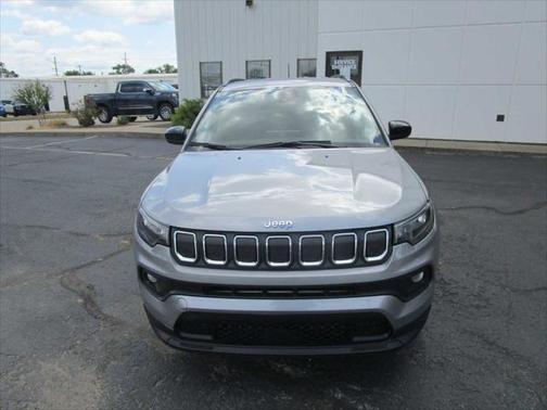 2022 Jeep Compass Latitude FWD