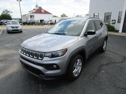 2022 Jeep Compass Latitude FWD