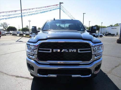 2024 RAM 2500 Big Horn Crew Cab 4x4 64' Box