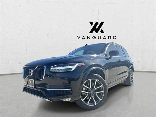 2019 Volvo XC90 T6 Momentum