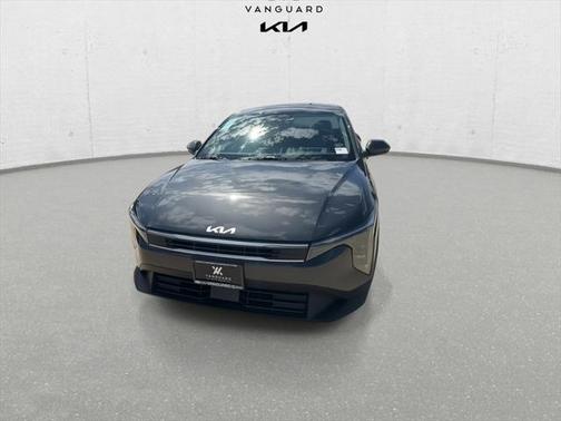 2025 Kia K4 LX