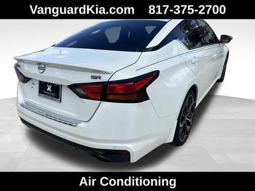 2023 Nissan Altima SR FWD