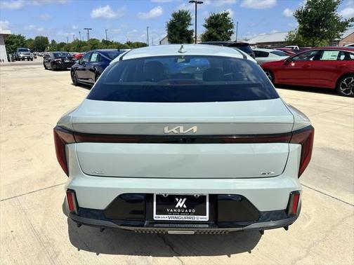 2025 Kia K4 GT-Line