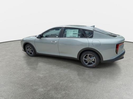 Morning Haze 2026 Kia K4 LXS