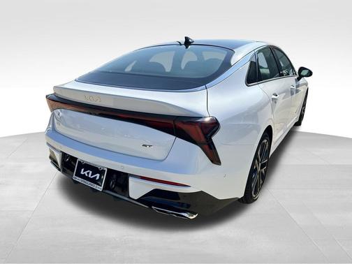 2026 Kia K5 GT