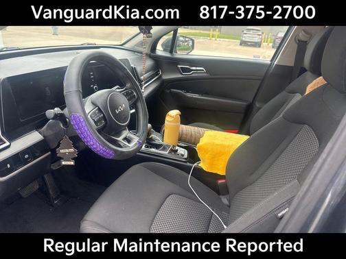 Gravity Gray 2024 Kia Sportage LX
