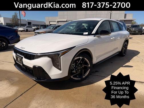 Snow White Pearl 2026 Kia K4 GT-Line