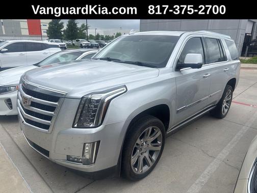 Radiant Silver Metallic 2015 Cadillac Escalade Premium