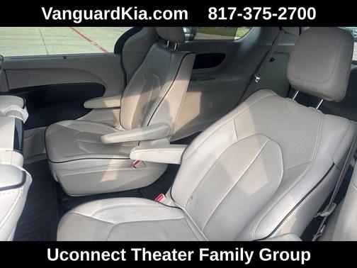 2021 Chrysler Pacifica Hybrid Limited