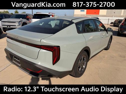 Morning Haze 2025 Kia K4 LXS