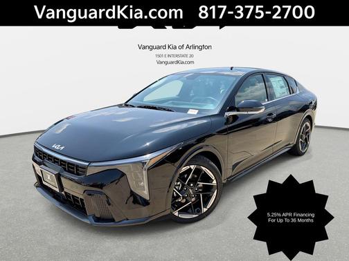 Aurora Black Pearl 2026 Kia K4 GT-Line