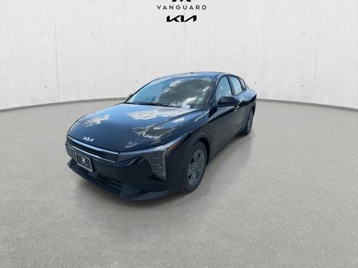 2025 Kia K4 LX