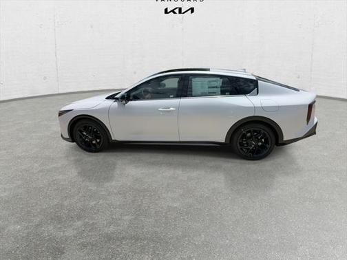 2025 Kia K4 GT-Line Turbo