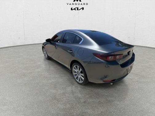 2023 Mazda Mazda3 FWD w/Preferred Package